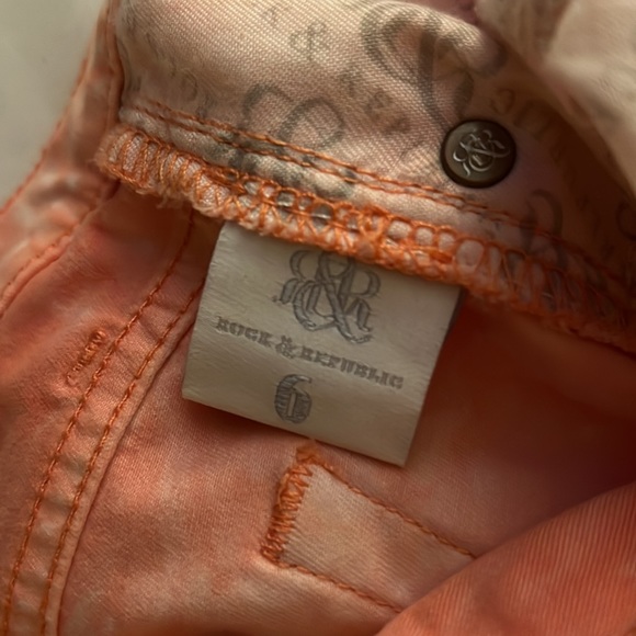 ROCK AND REPUBLIC Skinny Berlin jeans in (orange and white) Peach Rockan… - Picture 11 of 13